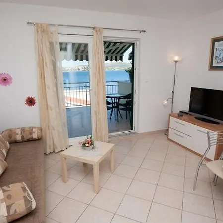 Apartment Fuer 4 Personen Ca 50 Qm In Razanj, Dalmatien Norddalmatien Razanj